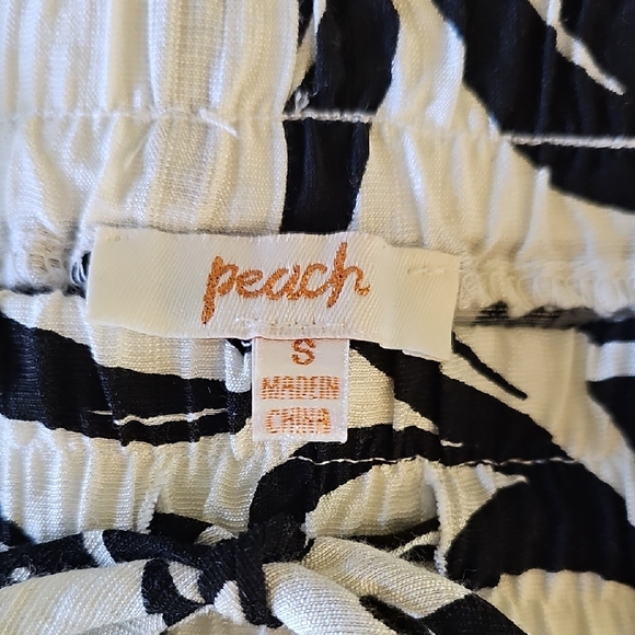 Peach Brand Palazzo Wide Leg Black White Abstract Print Pants - Picture 5 of 7
